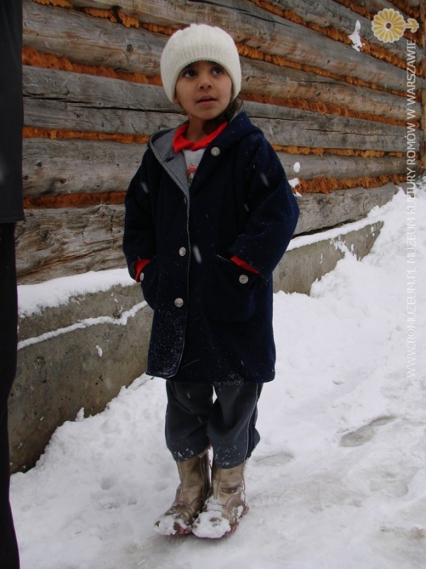 Dziewczynka (Romowie Karpaccy-Ochotnica G&oacute;rna)