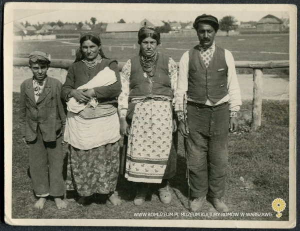 Zabłud&oacute;w koło Białegostoku, Haładytka-Polska Roma