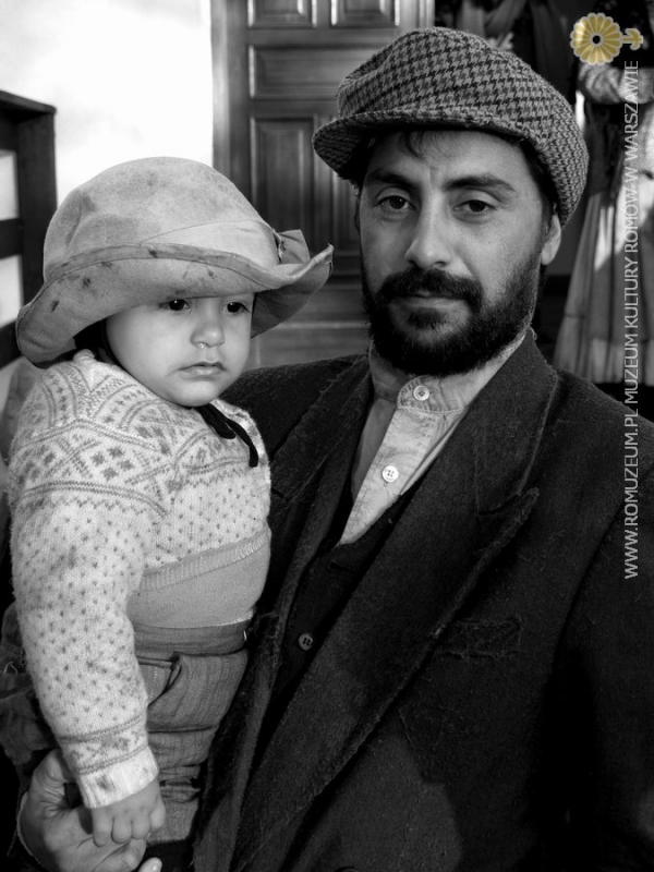 Daniel Majewski z synkiem (Polska Roma, Pluniaki &ndash; Opoczno)