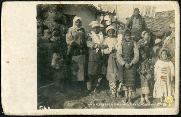 Zigeunerfamilie in &Uuml;sk&uuml;b