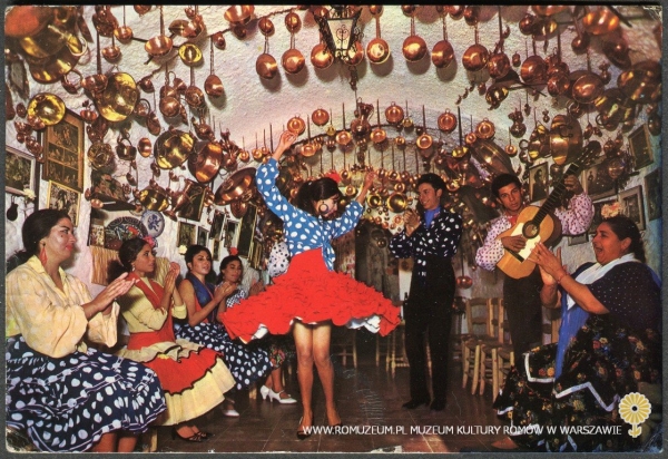 Espa&ntilde;a Tipica, Baile gitano en una cueva
